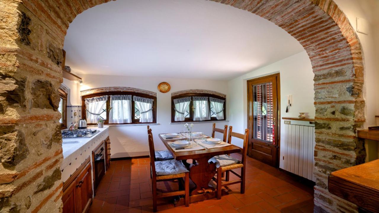 Il Cottage Di Patrizia Lucca Exterior foto