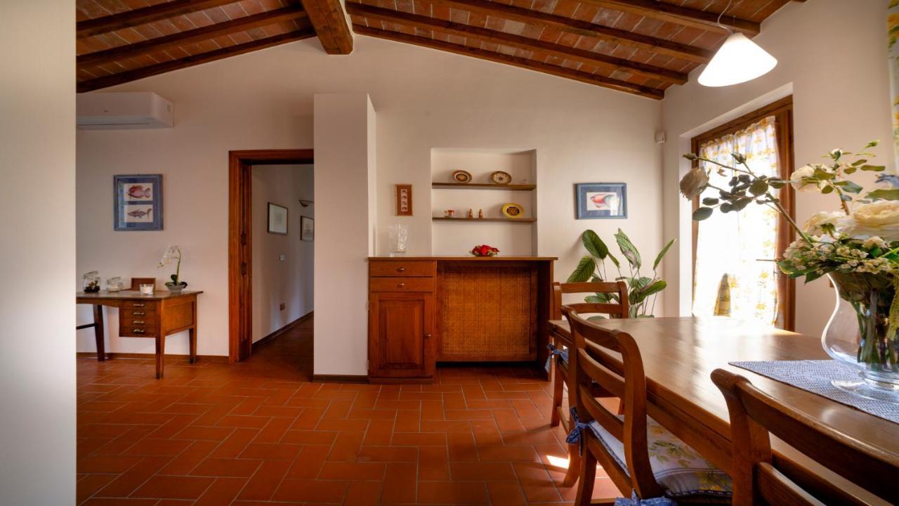 Il Cottage Di Patrizia Lucca Exterior foto